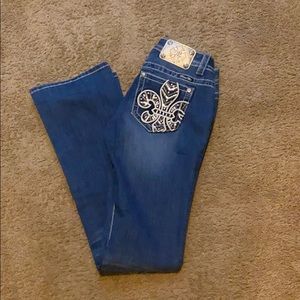 Women’s Miss Me Jeans 27